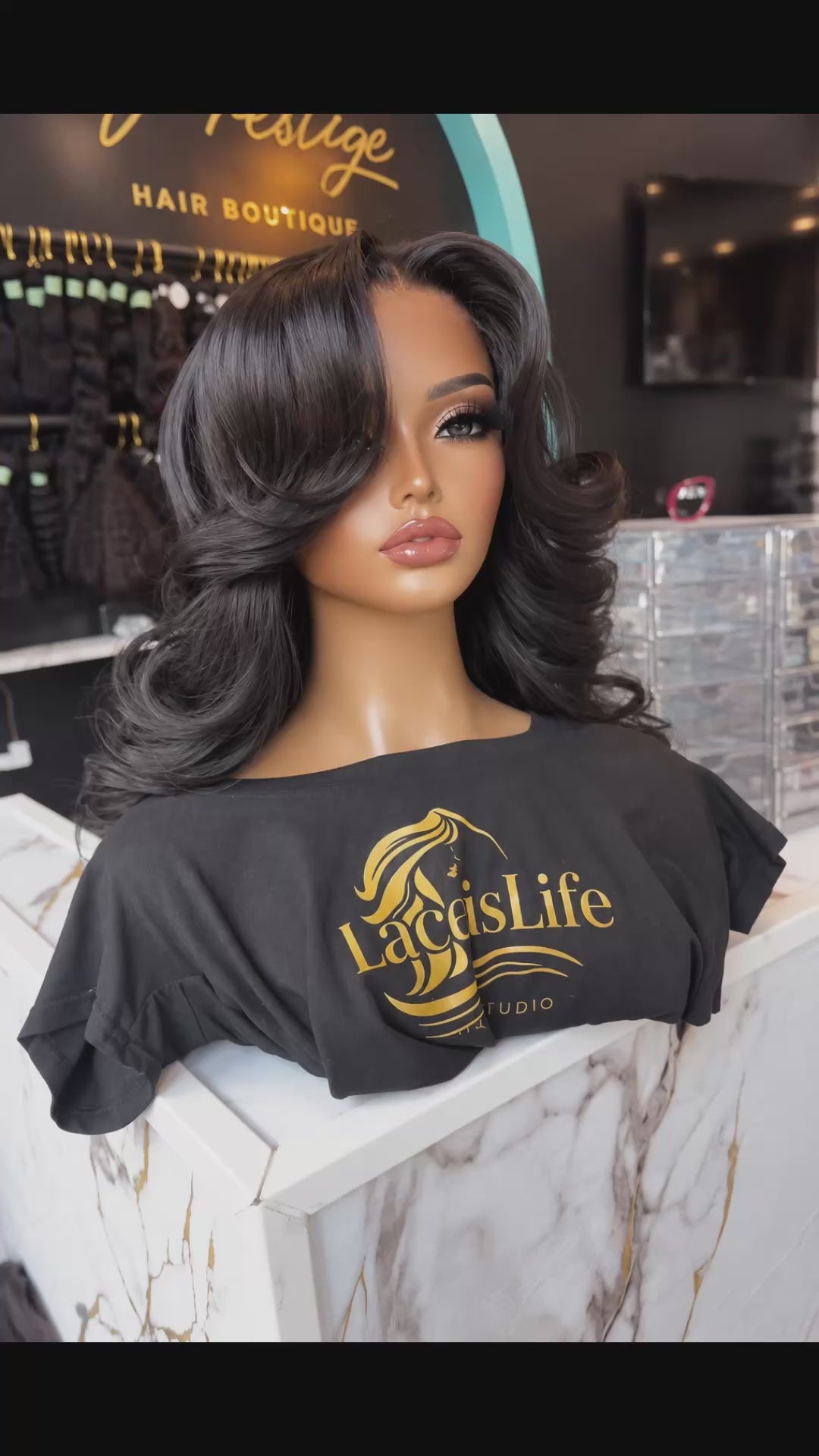 Layerd Middle Part Wig